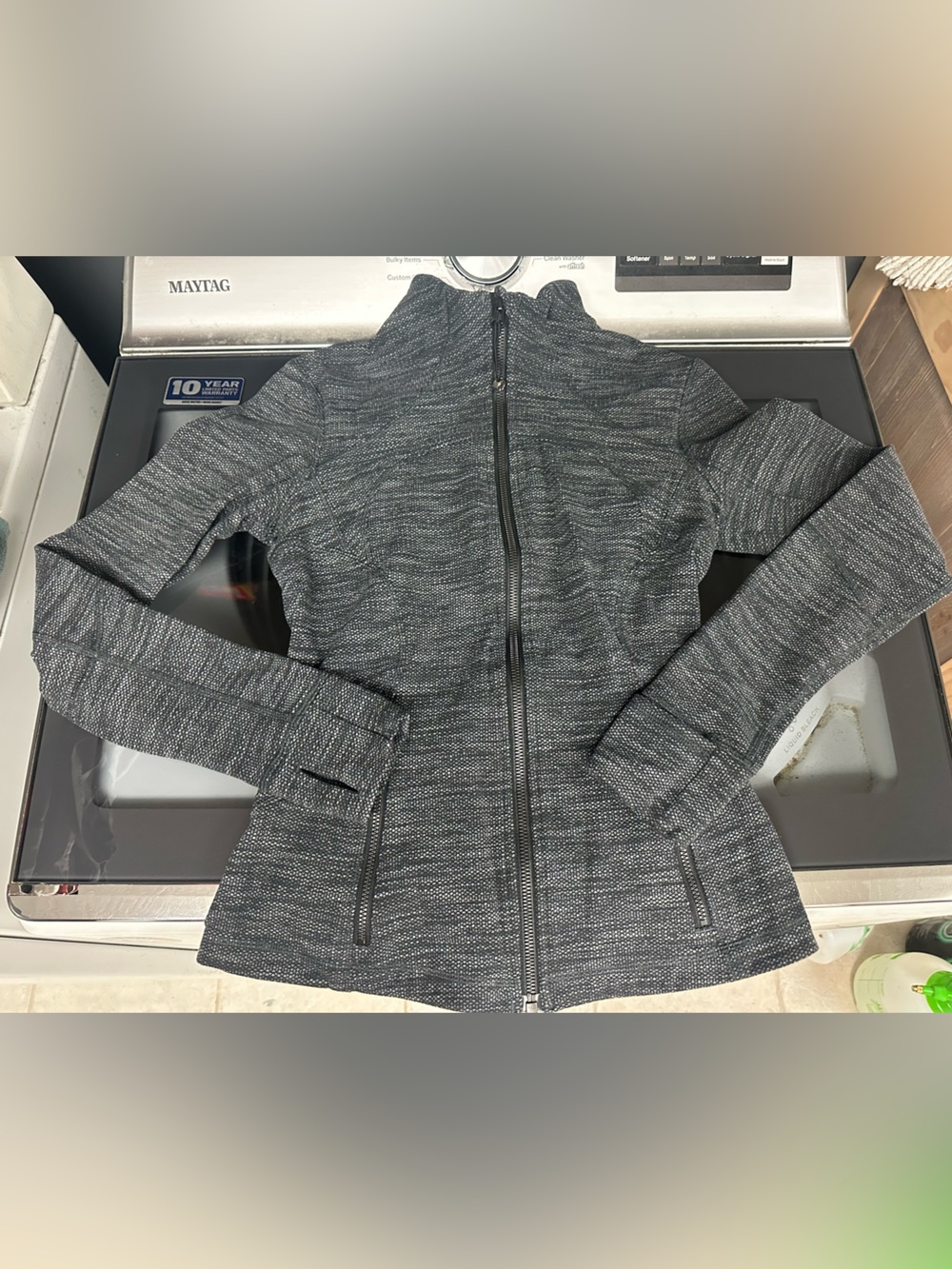 Lululemon Define jacket size 2